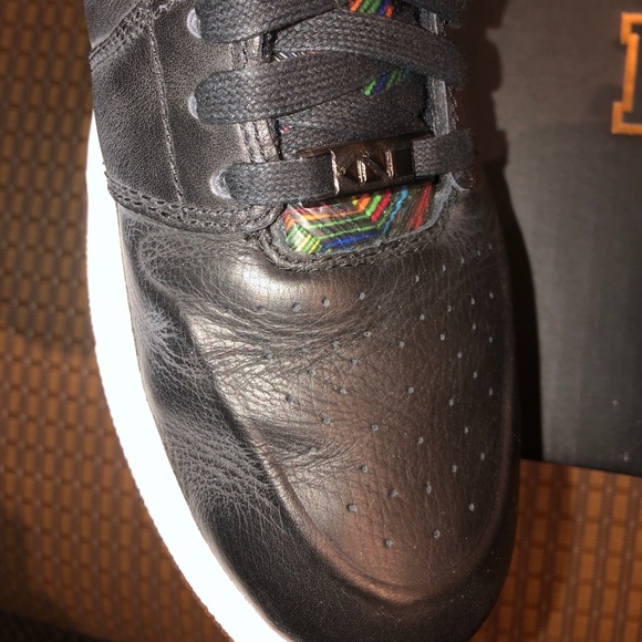 Air Jordan 1 Retro High Nouv BHM 2016 Size 11 - Picture 9 of 16